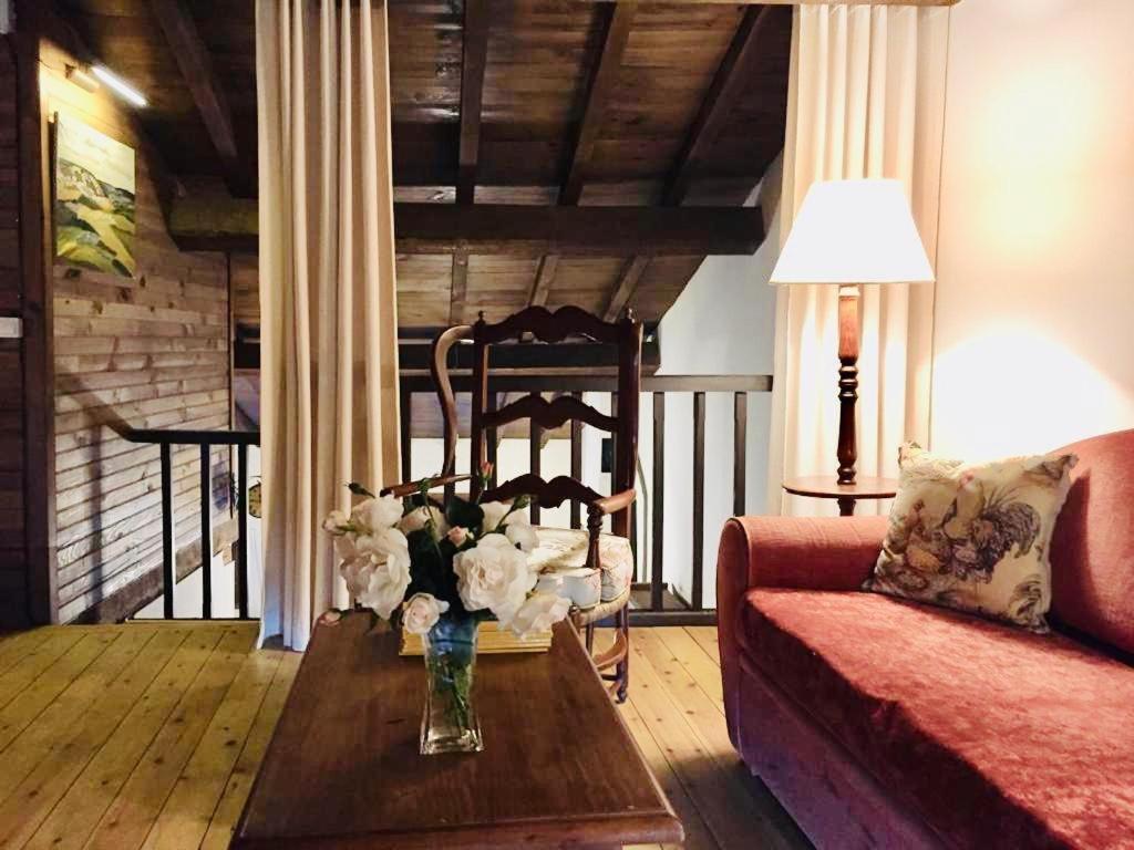 El Piornal Guest House Navarredonda de Gredos Bagian luar foto